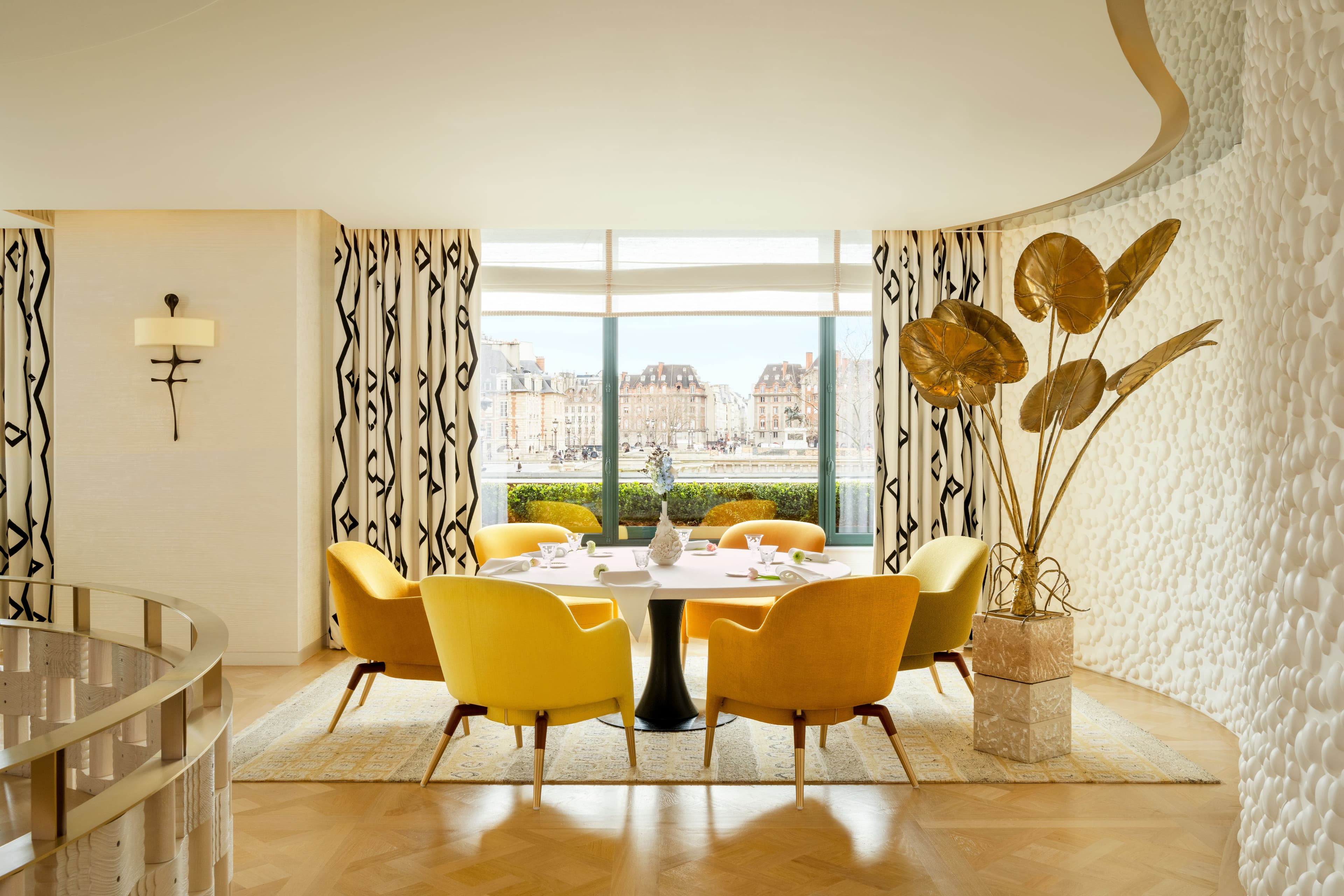 Plénitude dining room by Vincent Leroux